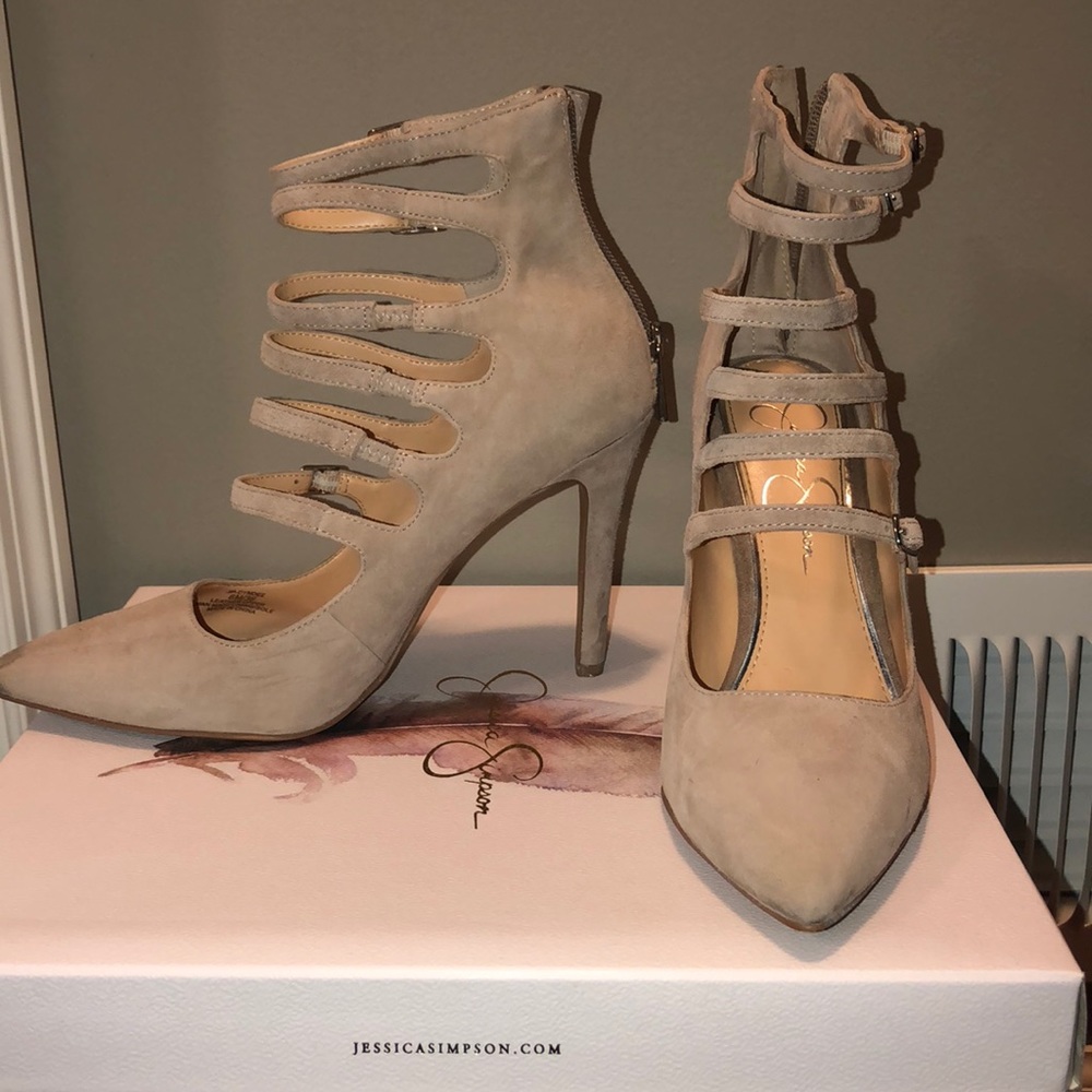 Nude Seude pointed heels